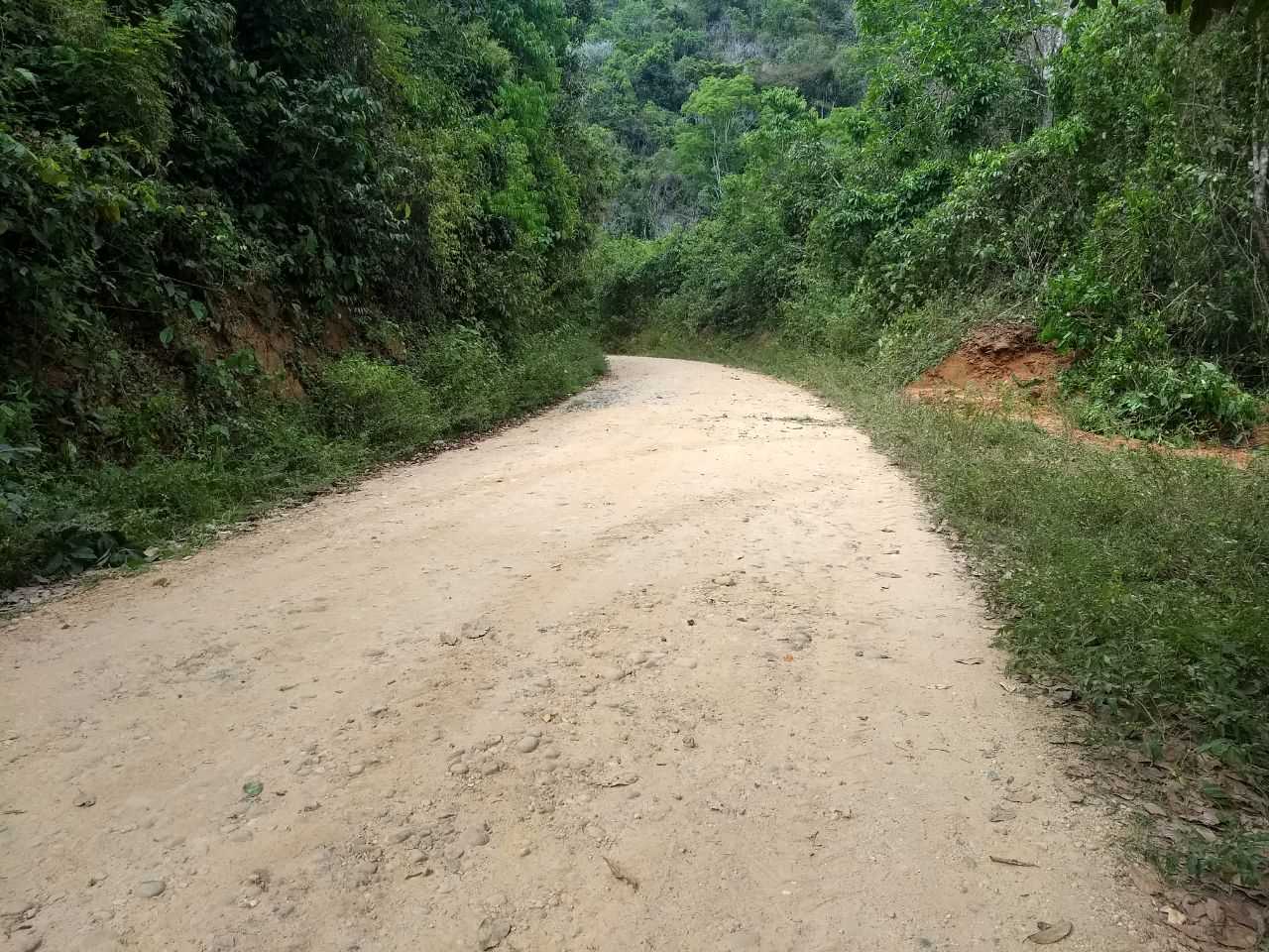 Prefeitura de Camacã realiza patrolamento nas estradas vicinais do Município
